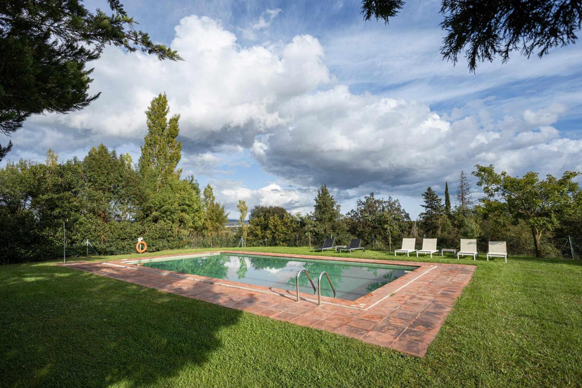 Complejo rural Capacidad para 22 personas Gerona Habitación foto